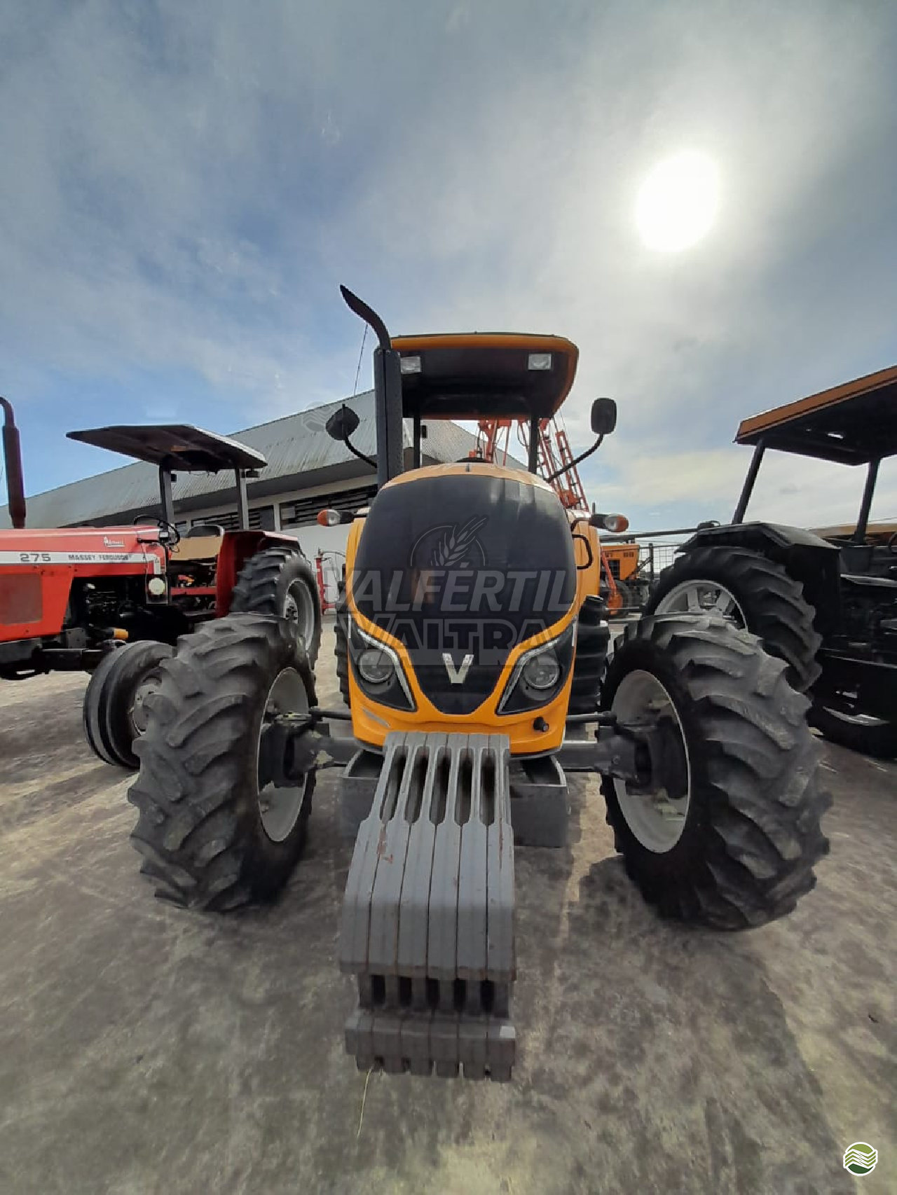 TRATOR VALTRA VALTRA A74s Tração 4x4 Valfértil Máquinas Agrícolas - Valtra MAFRA SANTA CATARINA SC